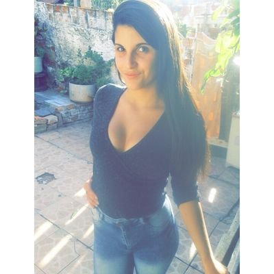 Amar é como olhar para um céu cheio de estrelas e enxergar somente uma.🌃
