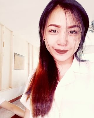 charminionnn's profile picture. Struggling is pointless