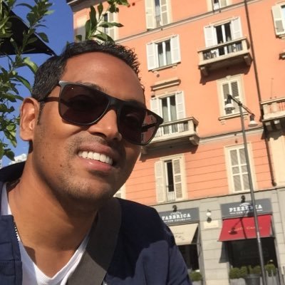 Entreprenör. Gillar småföretagande, god mat och sport. No points for second place! AC Milan och Malmö FF!