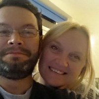 Julie (@reflectoring) 's Twitter Profile