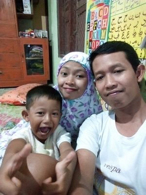 Iswahyu38997599's profile picture. Keluarga bani Nurhadi