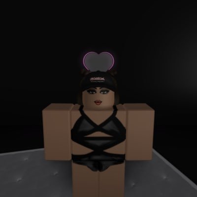 RobloxHalsey's profile picture. AA1