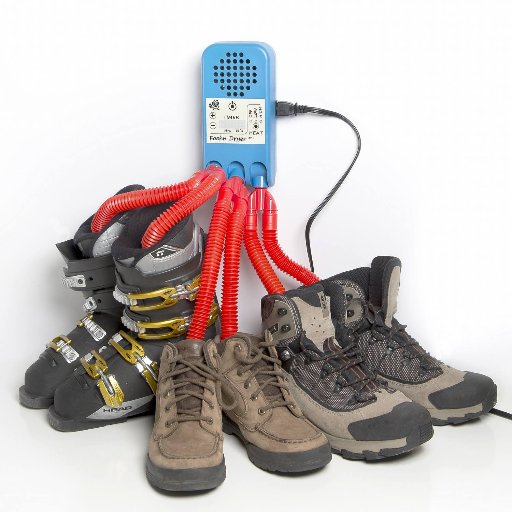 Foehn Dryer is a portable, lightweight item that can be easily transported on your next vacation or outdoor trip. An average set of ski boots take 40 min to dry