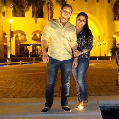 Amo a mi esposa y a mi hija por sobre todas las cosas ❤A&M❤ --- Ing. Civil (UEES)