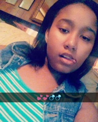 W.A Perry Middle School
7th grade💍😍
Be yourself don't let anyone change who you are😊😊