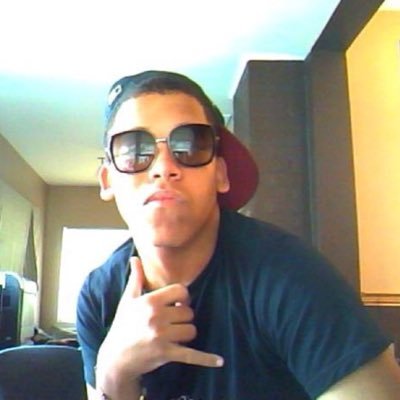 Kenny , 23. MCC : Business Major