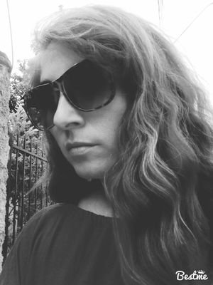 KarMaCrisL's profile picture. 