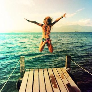 Travelling the world and experiencing exotic cultures. ♥