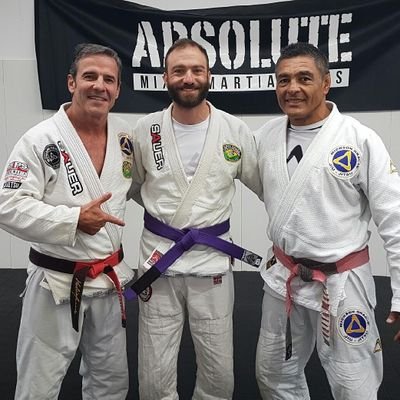 Phillip Grapsas/Pedro Sauer black belt  impaired with arthritis. I hope to inspire others to keep mobile as stagnation leads to suffering 
#impairedgrappling