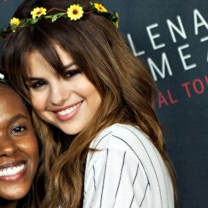 risweVEVO's profile picture. Se Selena Gomez existe, graças à Deus que existe.