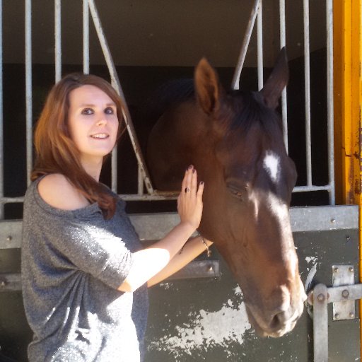 Arqueóloga e Historiadora.
Horse Addict🏇