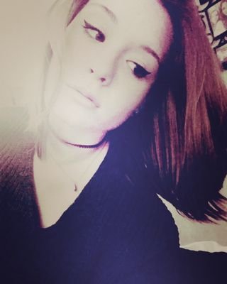 kaiti_elizabeth's profile picture. Kaiti 31 My life is working, going to bed by 10 and trying to find time to see my friends. Sometimes we eat cheesy fries and go to concerts.