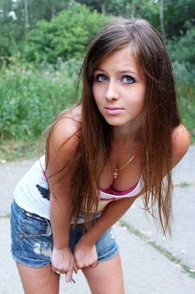 MinhHoa98939820's profile picture. 