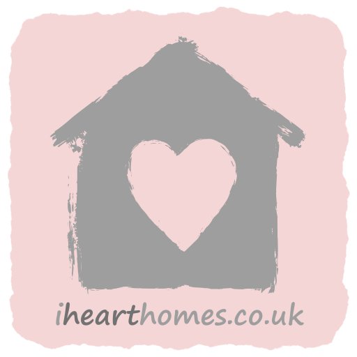 Welcome to ihearthomes, an online shop selling beautiful things for beautiful homes.  Lots of pretty heart decorations, handmade signs, wedding gifts etc. Free