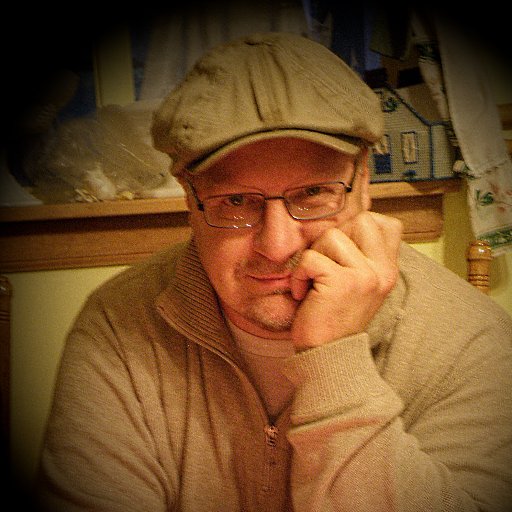 philoangelo's profile picture. 𝕨𝕖𝕒𝕣𝕖𝕣 𝕠𝕗 𝕙𝕒𝕥𝕤 / 𝕝𝕠𝕧𝕖𝕣 𝕠𝕗 𝕔𝕙𝕣𝕚𝕤𝕥𝕞𝕒𝕤