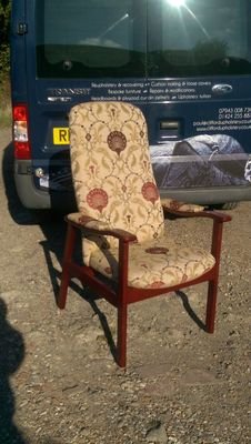Sussex based upholsterer with over 25 years experience in both traditional and modern upholstery. I also teach upholstery.
