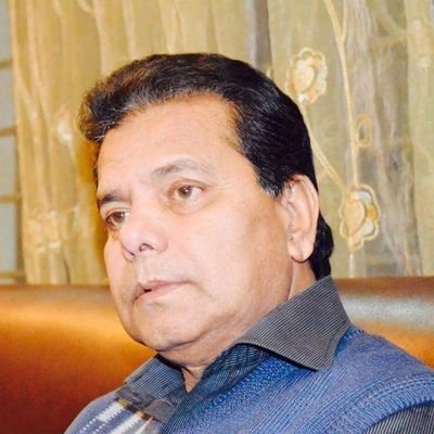 qawum ke zameer ki behisi dekheya jo haakim loot Tay rahay gulshan. ko. wow hi baagbaan Taharay ,,,,,