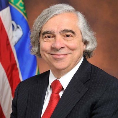 Former U.S. Secretary of @Energy, May 2013—Jan. 2017. This account is archived and no longer updated. Tweets from Secretary Moniz signed -EM.