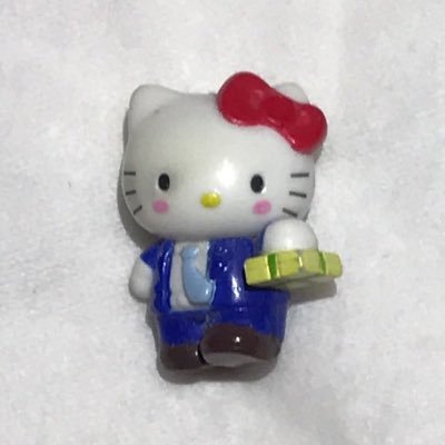 キティちゃんと酒(モルトウィスキー)とサッカー(清水エスパルス背番号12、日本代表サポ)が好きで、蒼い地球を自分の瞳で観たい割には体がガタガタな、いち酔っぱらいです。 生態は「新橋キティ」そのまま!?