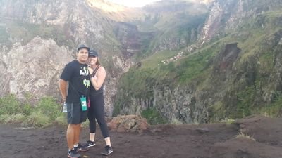 andrewbenga's profile picture. I make mistakes, try to learn from them. I make sacrifices, try to earn from them. I make decisions and never turn from them.  I'm Lost, pennyless and ignorant.