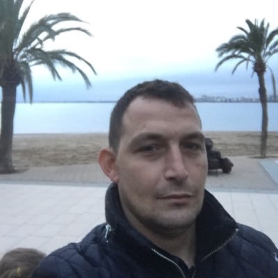 kar_malu's profile picture. 