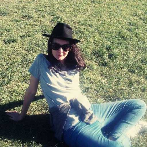 alayress's profile picture. 