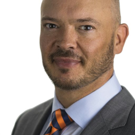 Passionate #Copywriting & #Contentmarketing for #CRE #B2C & #B2B firms from #RealEstate #attorney, yellow lab admirer & humorless swim dad, Neal Hefferren