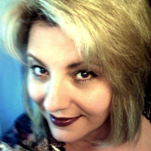 #blogger #author observer of life, loves cats, steampunk fan, runs on coffee, prone to mischief, a generally polite but not necessarily well-behaved Canadian.