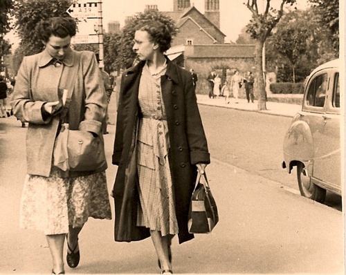 Recessionshop's profile picture. Recession- Worn in style, vintage, second-hand, fashion-Bristol