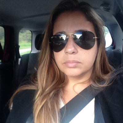 Advogada, Especialista em Direito Civil e Direito Ambiental.