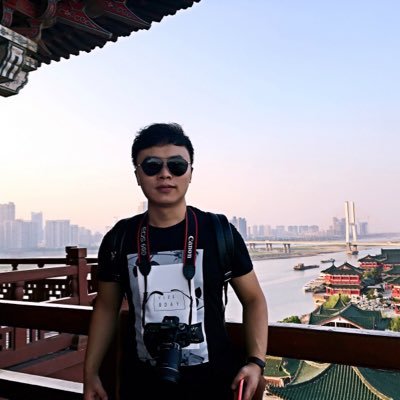 YangFei_Phil's profile picture. 喜欢绘画、擅长书法、爱听音乐、享受旅行。