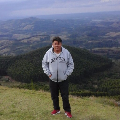 tuca_santos's profile picture. 