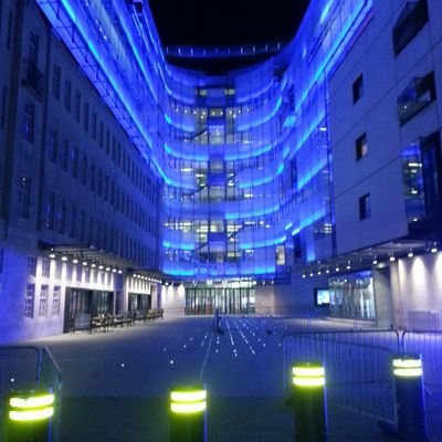 emckue's profile picture. 🌎📻🎙️