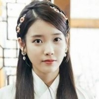 iu (@rl_iu2) 's Twitter Profile