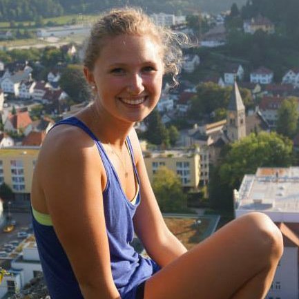 Asta_H0101's profile picture. Blogger