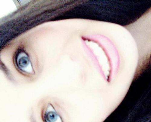 GaabiEspindola's profile picture. 