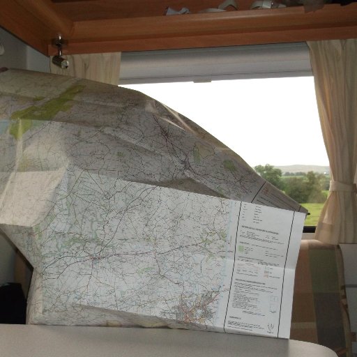 Oldcaravan's profile picture. I like fish keeping, aquascaping, painting watercolours and photography🙂🐠🐟🎨📸🖌️🐡