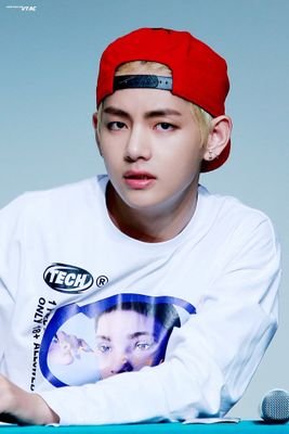 kthvhi's profile picture. Kim Tae Hyung (김태형)  aka V pard  |  1995   |  Bangtan Daegu Boy  | mba mba galak @yeoojja