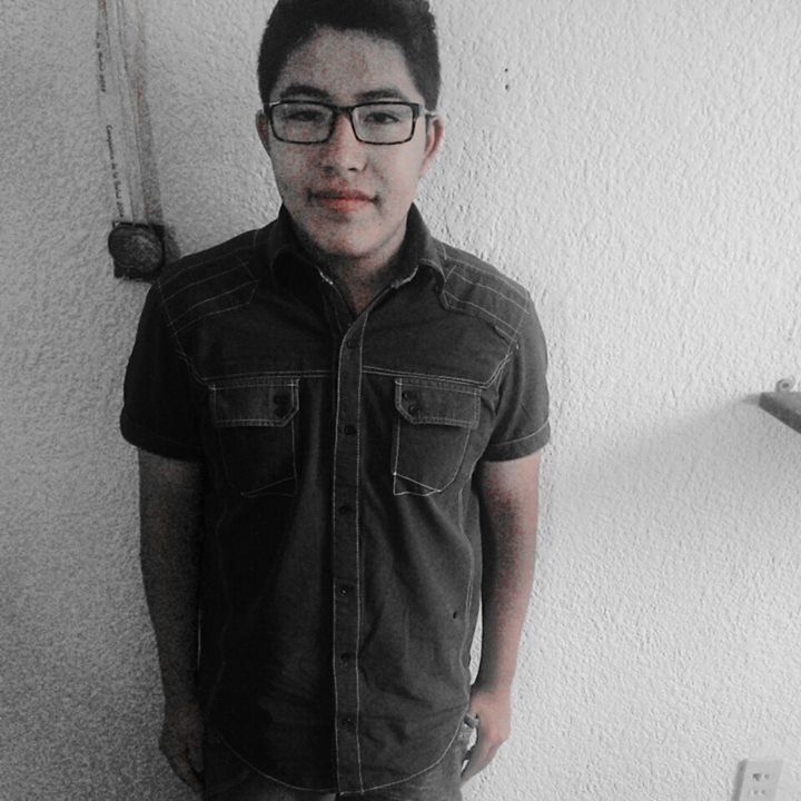 Me encanta el baile. Soy una persona noble y me gusta hacer actividades fisicas.
