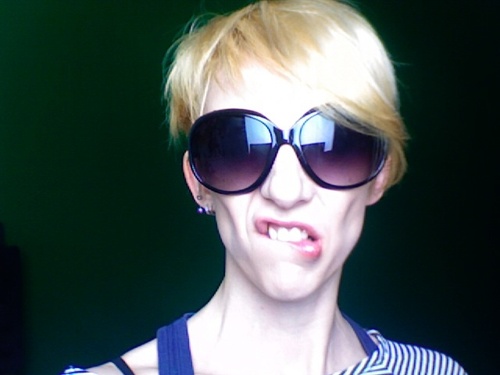 theduffy's profile picture. WineVlogger, bottleplotter, bottleblogger, winelover, lovingmother, shoeaddict