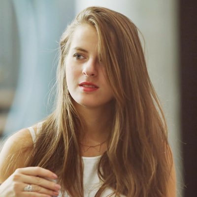 MathildeCarayon's profile picture. Chef de projet chez @extreme_agency Diplômée #communication & #digital du @MasterCTN by @CELSA_Officiel et @MinesAles