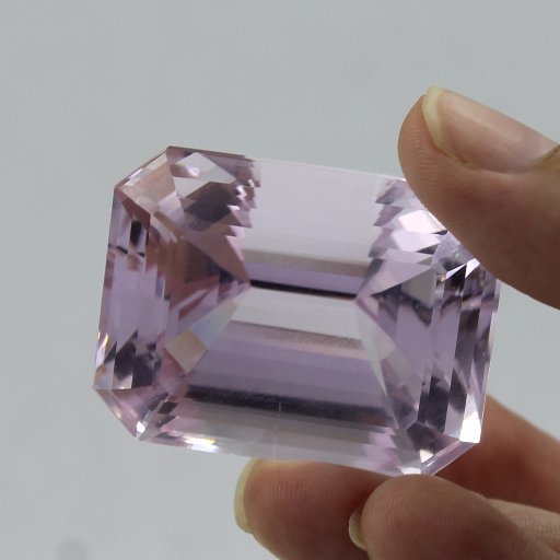 High Quality Gems and Minerals Specimens.
http://t.co/kLWRfQYn