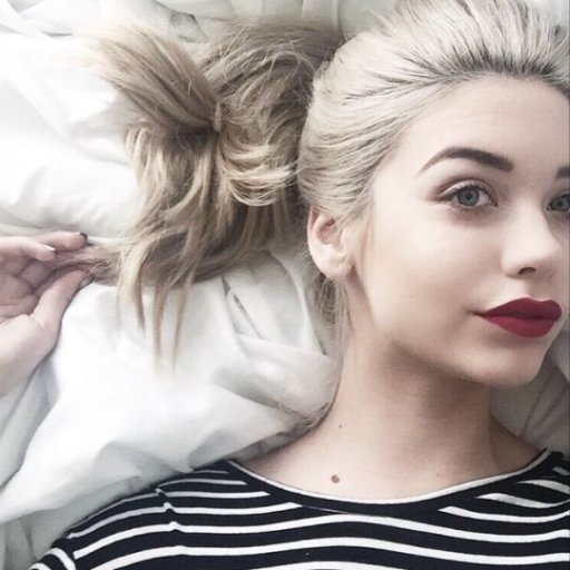 Before Alice got to wonderland she had to fall 💦 ------ beautiful since 1999 💫 ♕