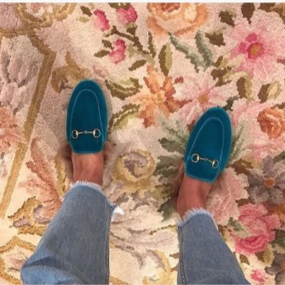 valeriameow's profile picture. 