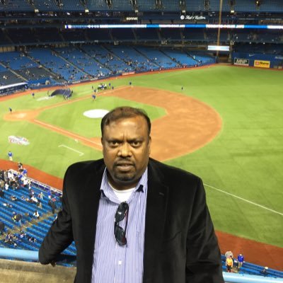 Sriniva18732088's profile picture. 