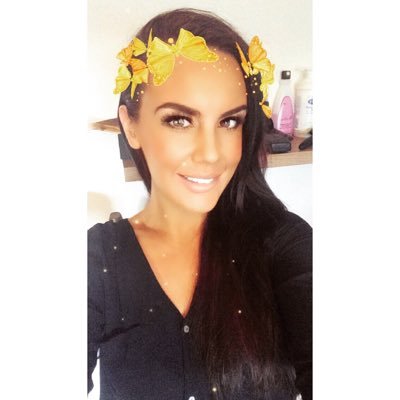 Instagram - melissaneale90