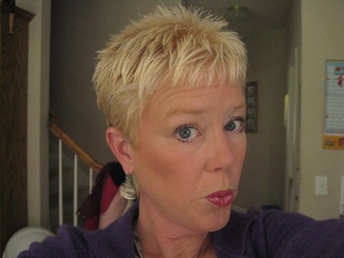 hollyscheer's profile picture. starbucks,baby!