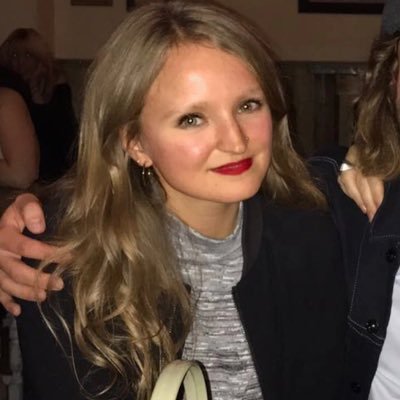 Librocubicularist. Olsen Twins #1 fan. My guilty pleasure is ITVbe