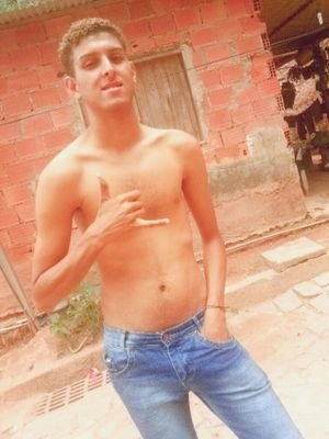 efraimcamilloe's profile picture. larissa manoela oficial