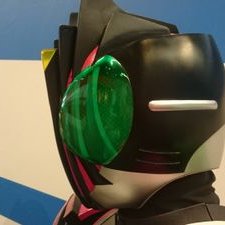 Decade 555rtいったら 撮影用本物スーツの仮面ライダー555のアップ用マスクの視界 除き穴 を教えます ガチで Http T Co Euevwthcgk